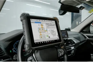 Autel MaxiSYS diagnostic scan during vehicle inspection
